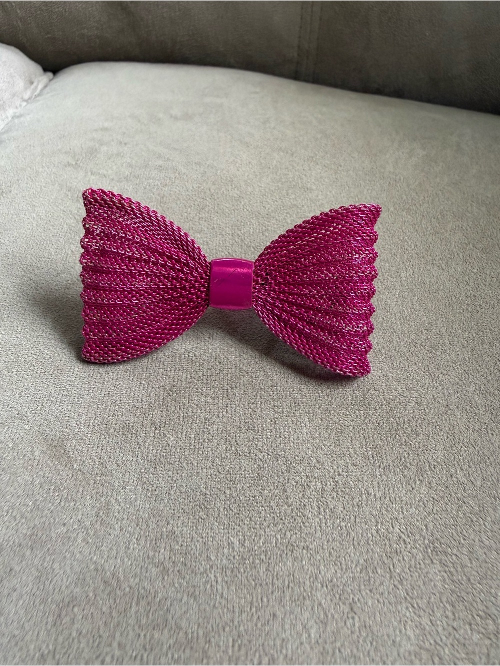 Vintage Y2K Hot Pink Bow Ring